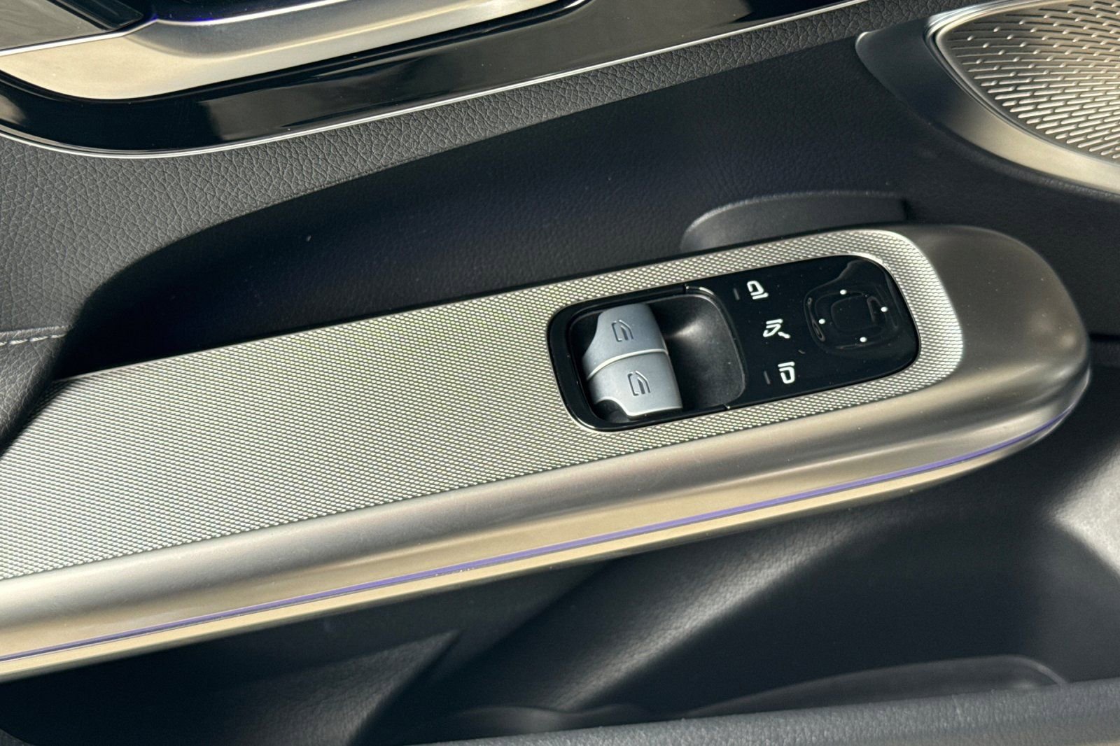 Certified 2024 Mercedes-Benz CLE 300 4MATIC Coupe image 12