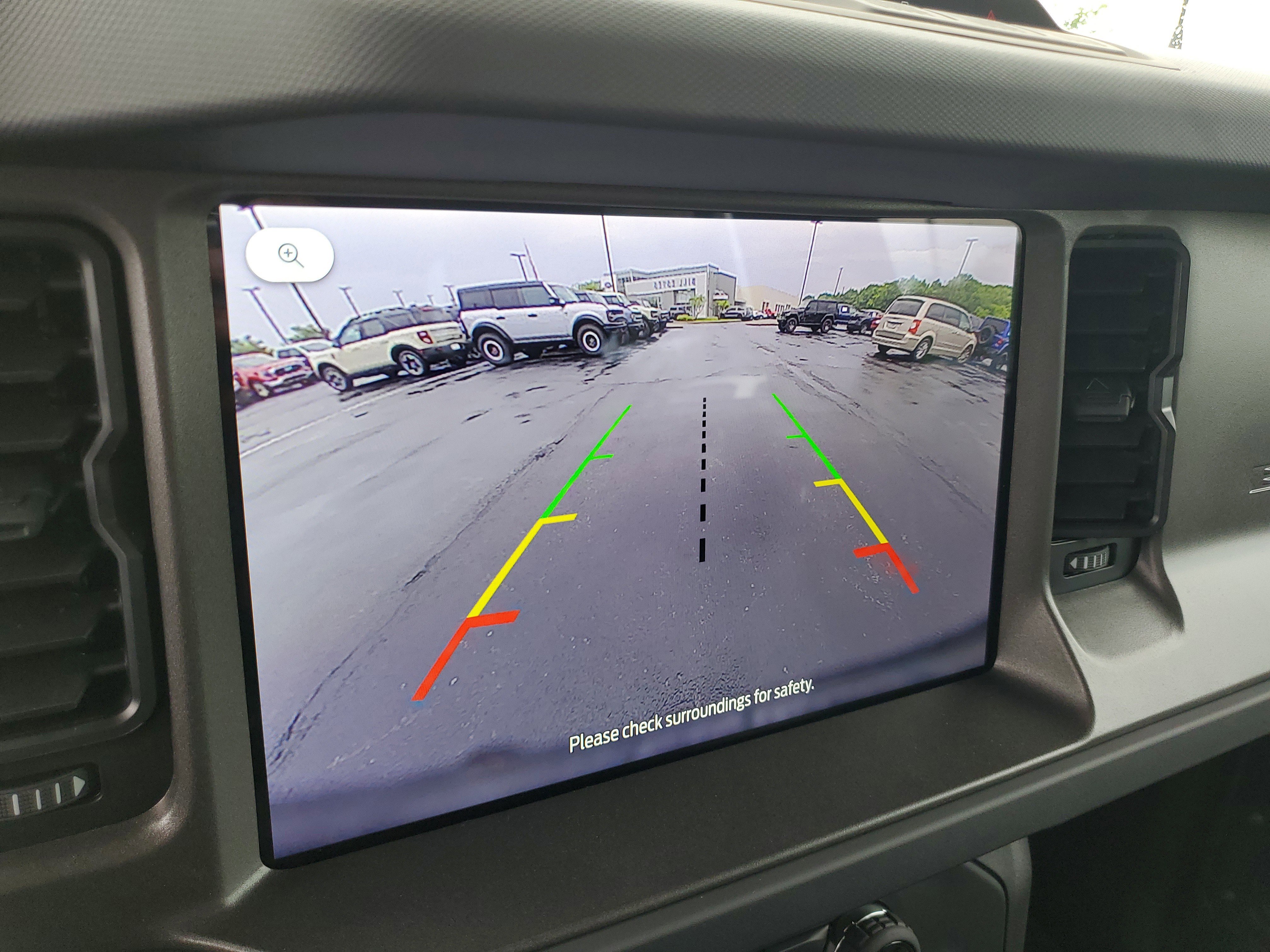 New 2025 Ford Bronco Base image 27