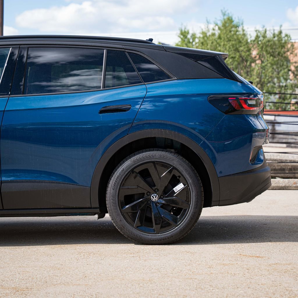 New 2026 Volkswagen ID.4 Pro S Plus AWD/4WD image 4