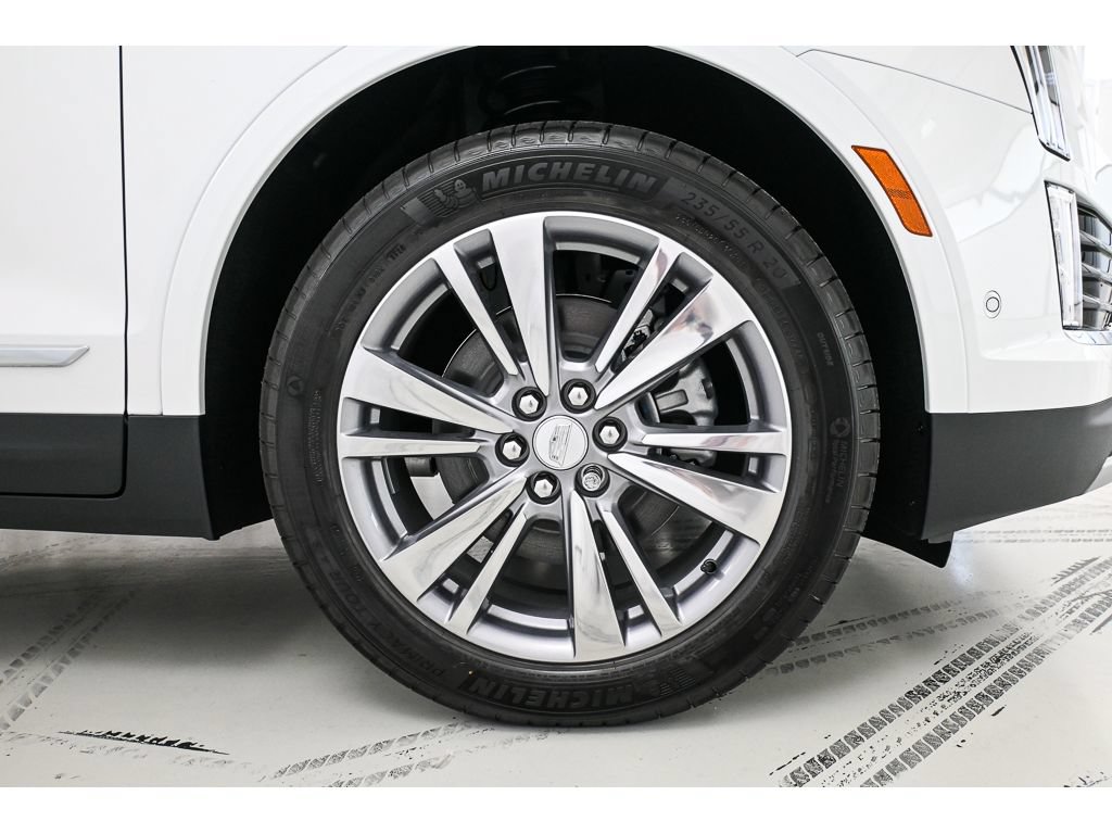 New 2026 Cadillac XT5 Premium Luxury w/ Driver Assist Package AWD/4WD image 8
