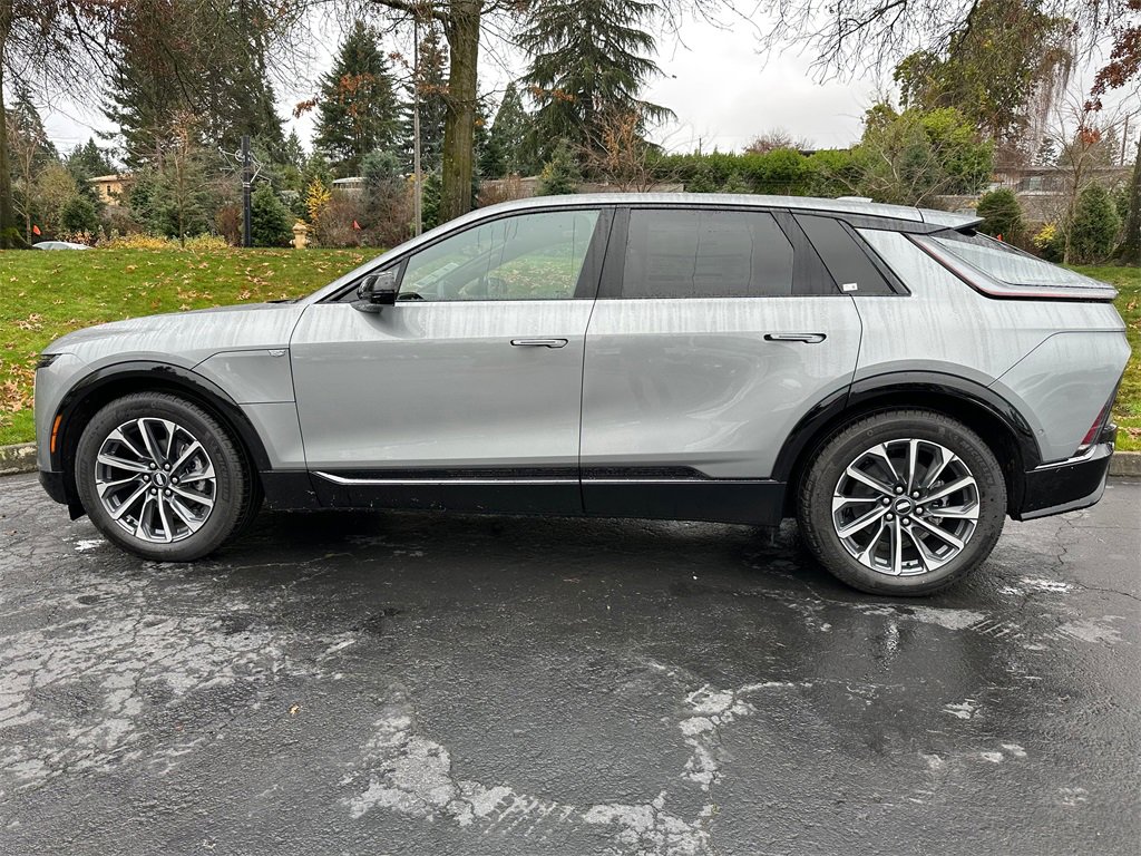 New 2026 Cadillac Lyriq Premium Sport image 2