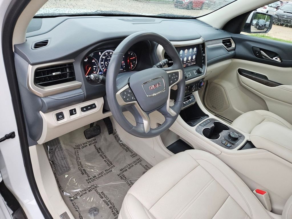 Used 2022 GMC Acadia Denali image 18