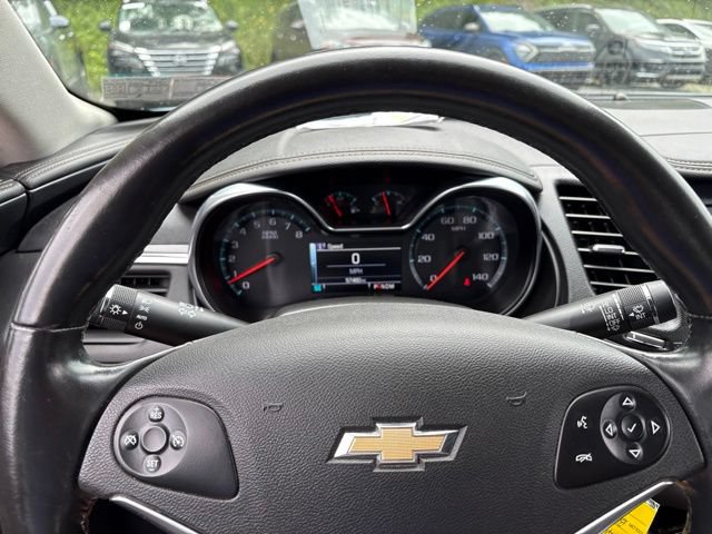 Used 2014 Chevrolet Impala LT w/ Convenience Package FWD image 19