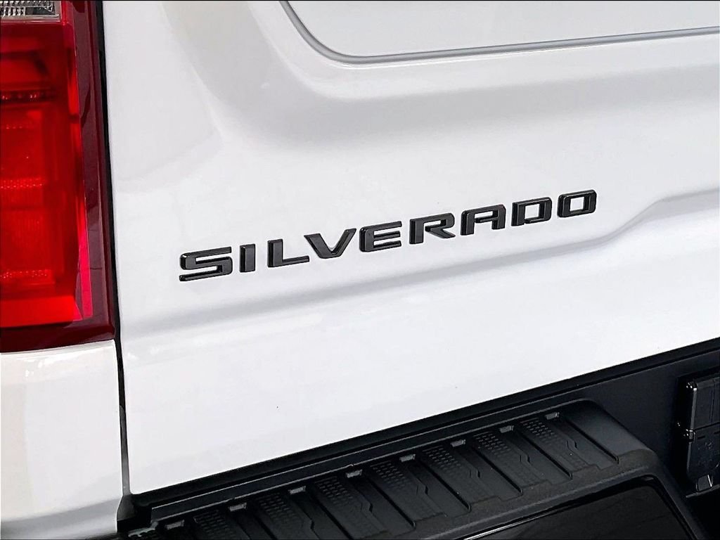 Used 2024 Chevrolet Silverado 1500 ZR2 w/ Technology Package AWD/4WD image 28