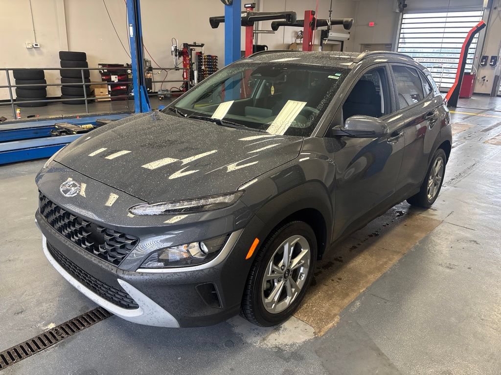 Used 2023 Hyundai Kona SEL w/ Cargo Package AWD/4WD image 2