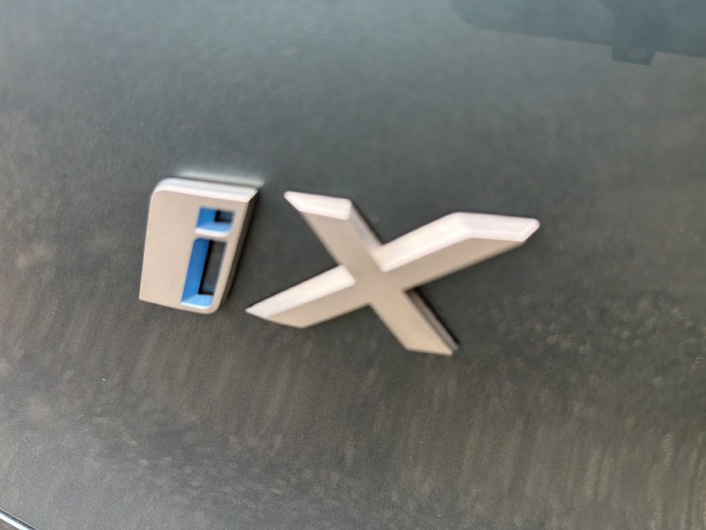 Used 2024 BMW iX xDrive50 AWD/4WD image 15