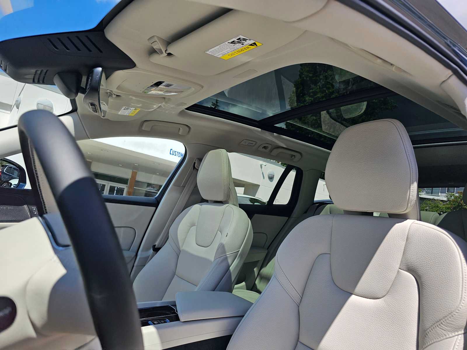 New 2026 Volvo V60 B5 Cross Country Plus w/ Protection Package Premier AWD/4WD image 23