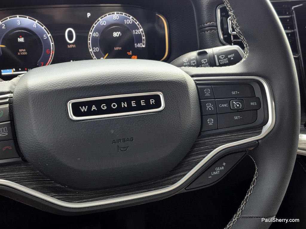 Used 2022 Jeep Wagoneer Series III w/ Premium Group I AWD/4WD image 35