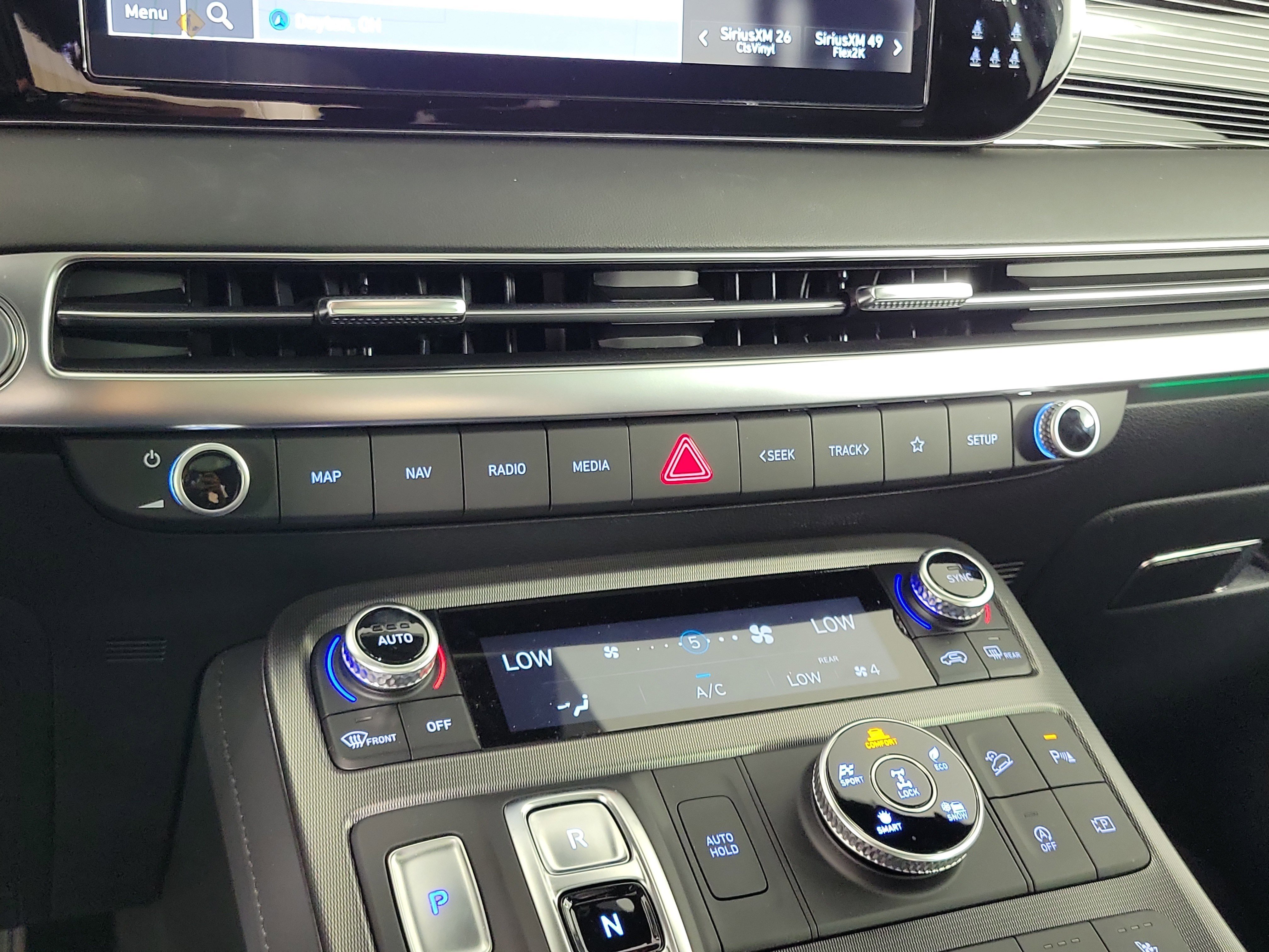 New 2025 Hyundai Palisade Calligraphy image 16