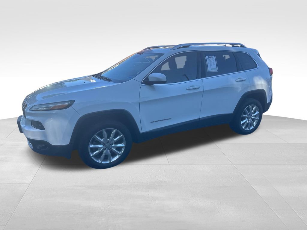 Used 2015 Jeep Cherokee Limited w/ Luxury Group FWD image 4