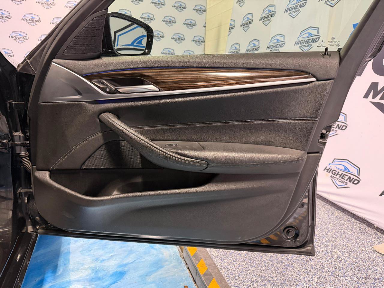 Used 2019 BMW 530i xDrive w/ Convenience Package AWD/4WD image 26