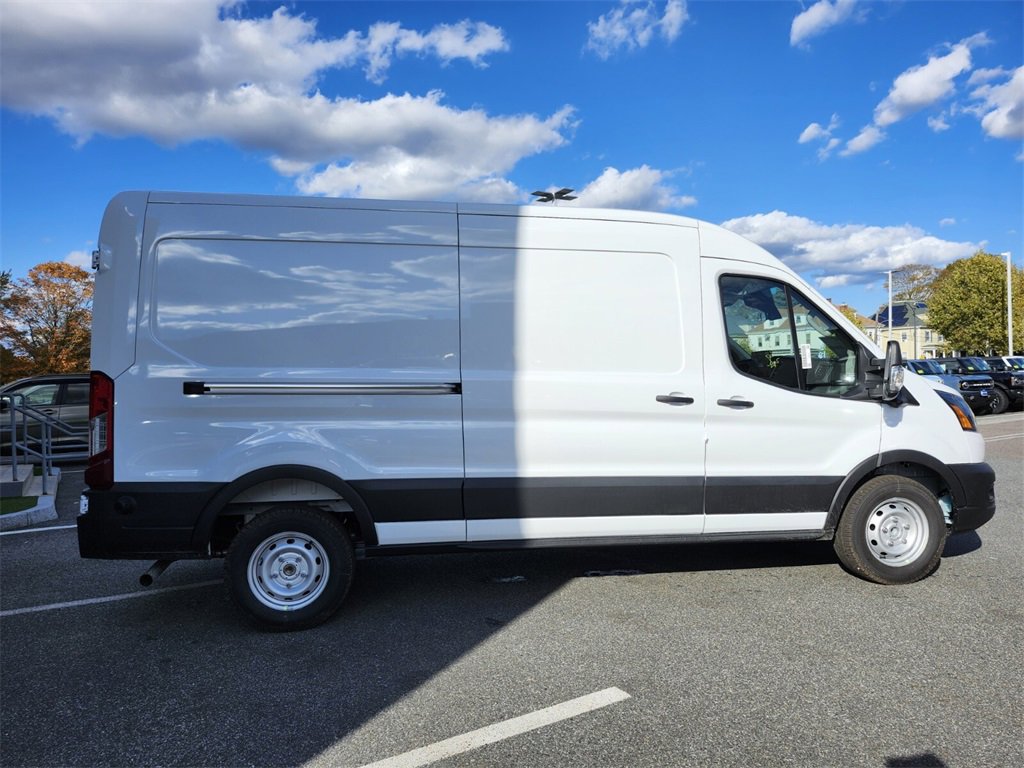 New 2026 Ford Transit 250 148 Medium Roof image 6