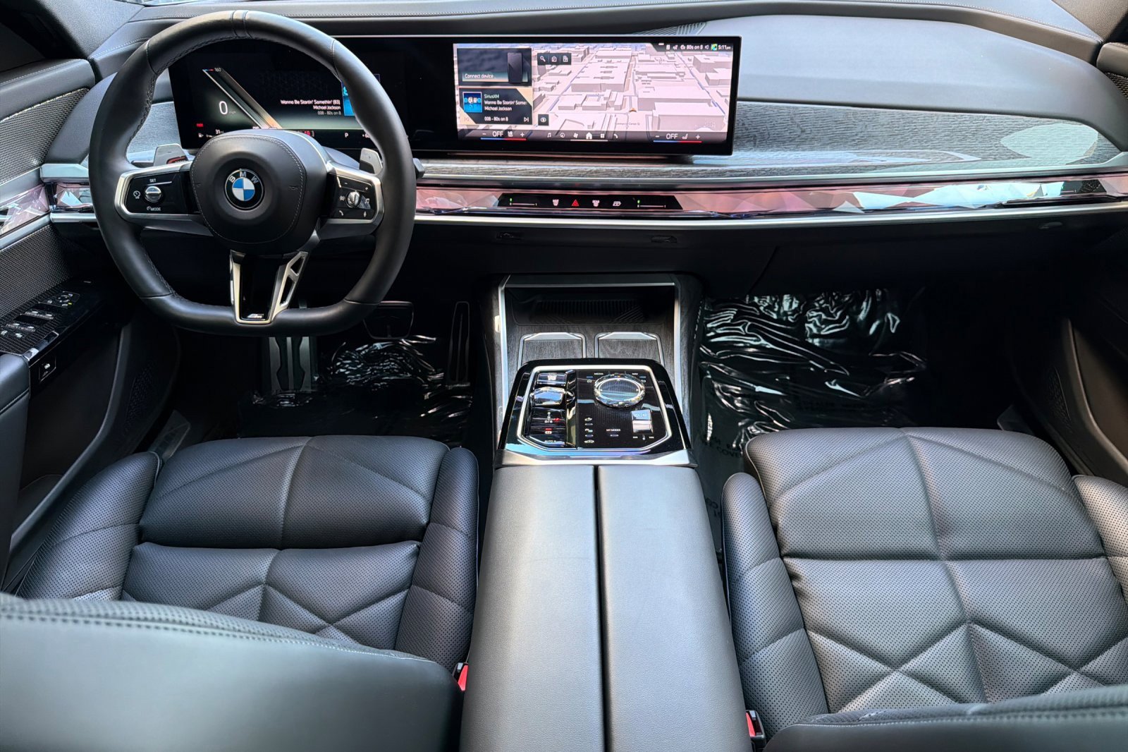 Used 2023 BMW 740i w/ Parking Assistance Package RWD image 12