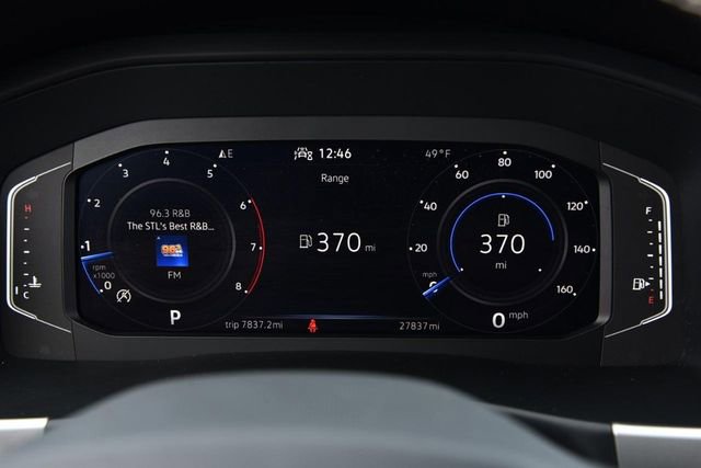 Used 2023 Volkswagen Atlas Cross Sport SE w/ Black Wheel Package image 12