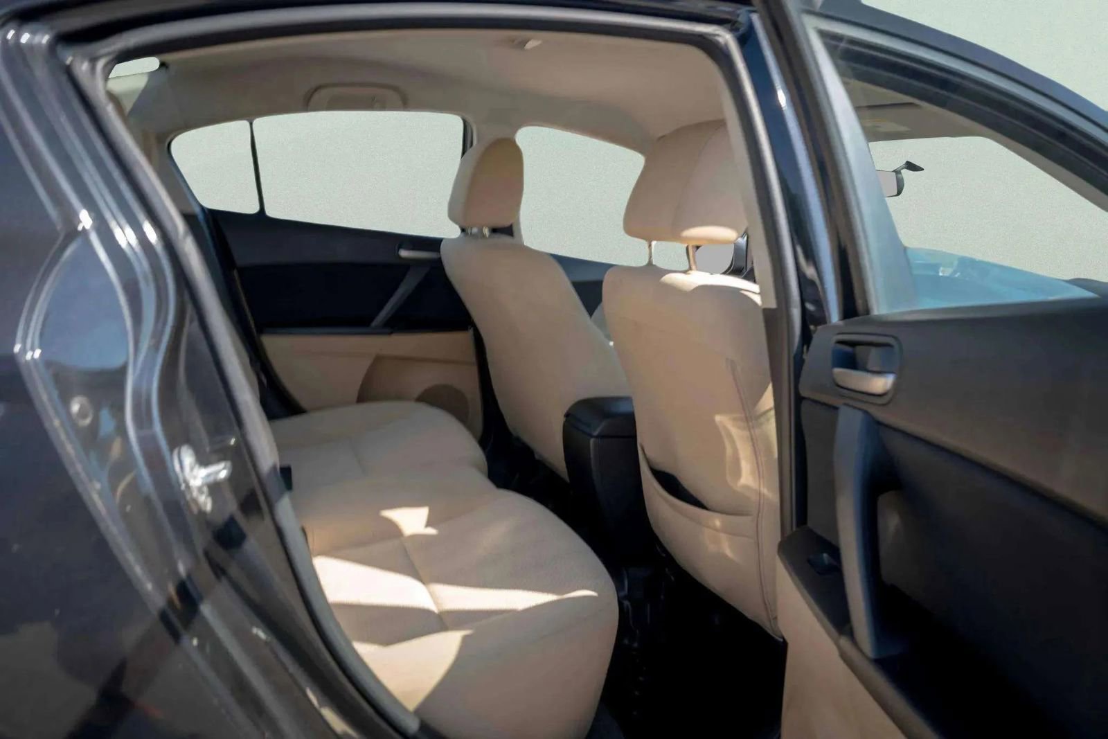 Used 2010 MAZDA MAZDA3 i Touring image 13