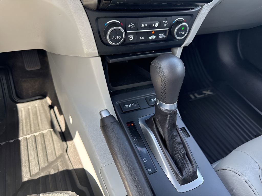 Used 2021 Acura ILX w/ Premium Package FWD image 17