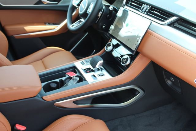 New 2026 Jaguar F-PACE R-Dynamic S image 24