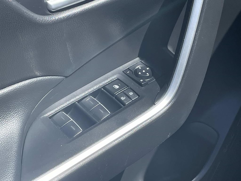 Used 2025 Toyota RAV4 XLE w/ Convenience Package FWD image 23
