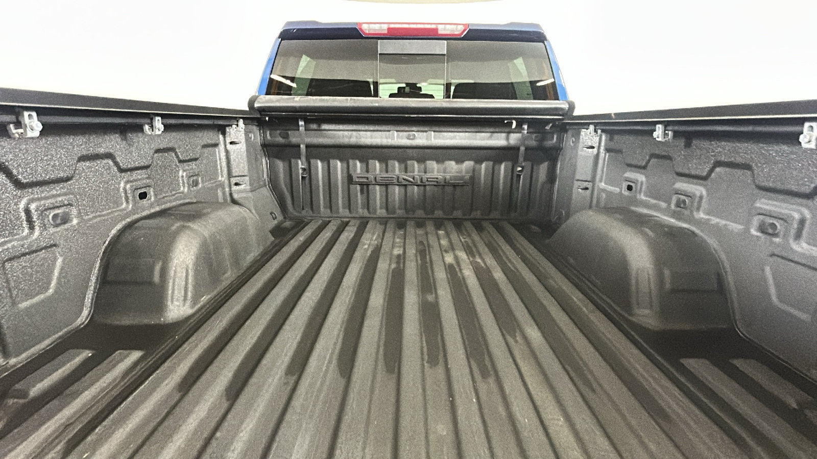 Used 2022 GMC Sierra 1500 Denali w/ Driver Alert Package II AWD/4WD image 33