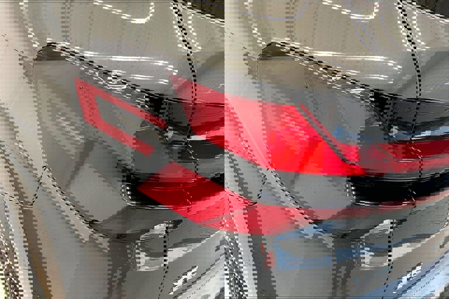 Used 2025 BMW X5 M60i w/ Executive Package image 25