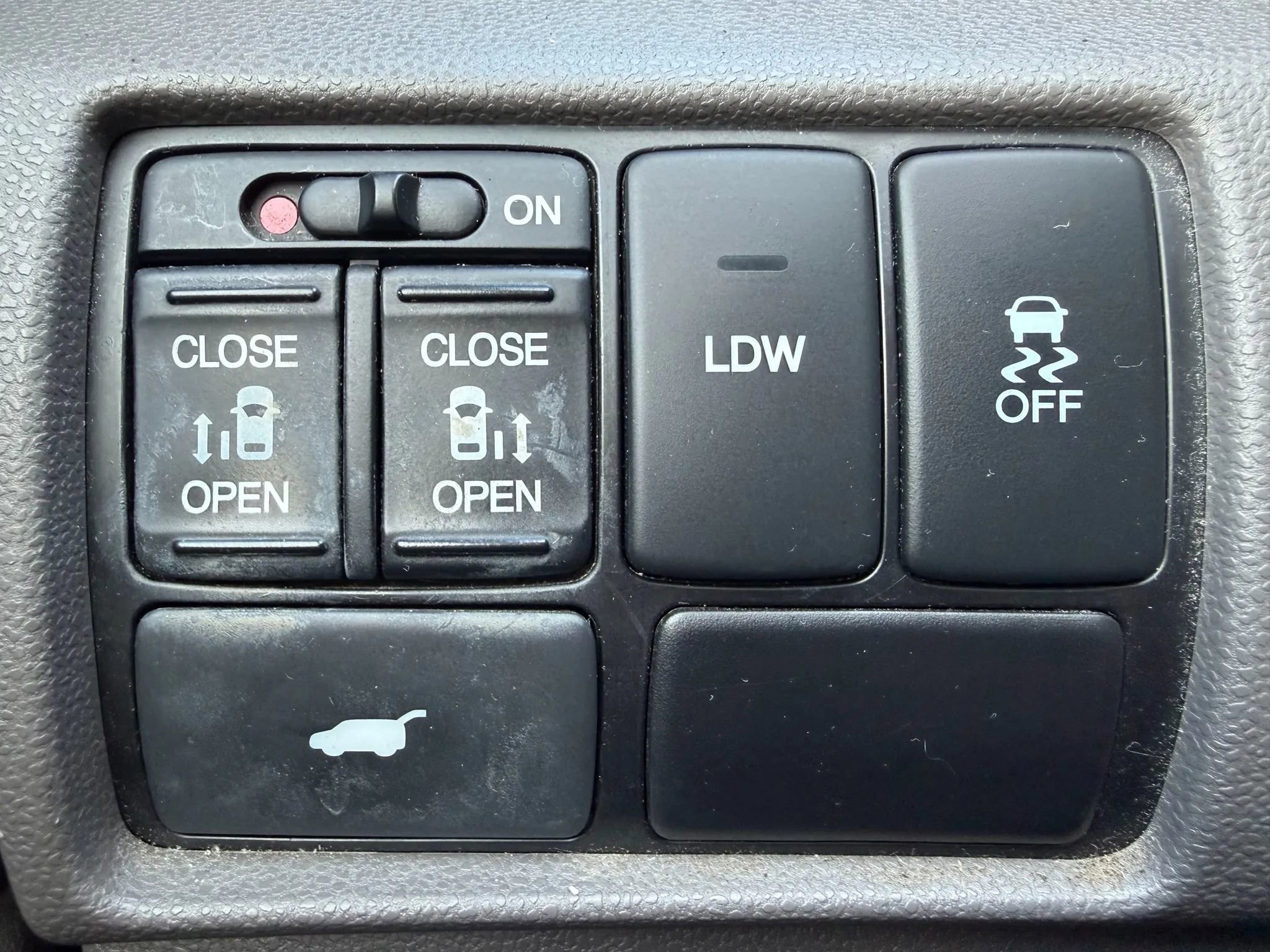 Used 2016 Honda Odyssey EX-L image 25