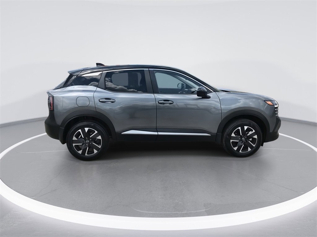Used 2025 Nissan Kicks SV image 9