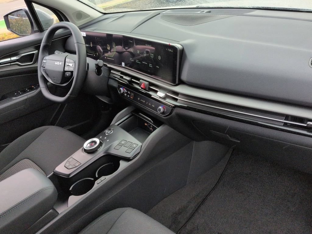 New 2026 Kia Sportage S AWD/4WD image 30