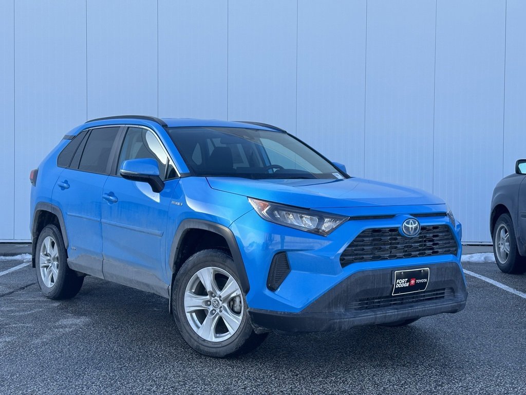 Used 2021 Toyota RAV4 LE image 6