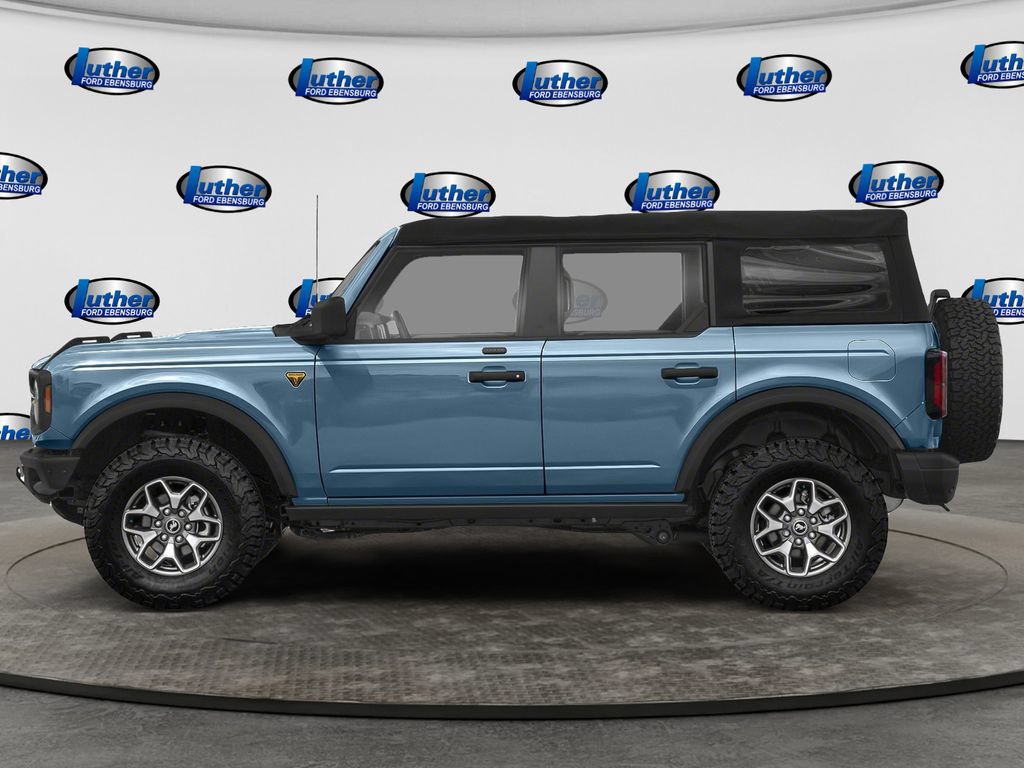 Used 2022 Ford Bronco Badlands AWD/4WD image 3