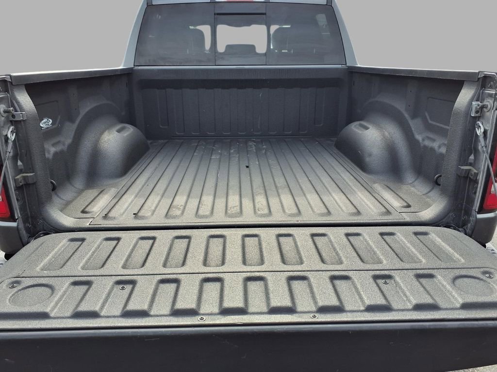 Used 2021 RAM 1500 Laramie w/ Night Edition image 28