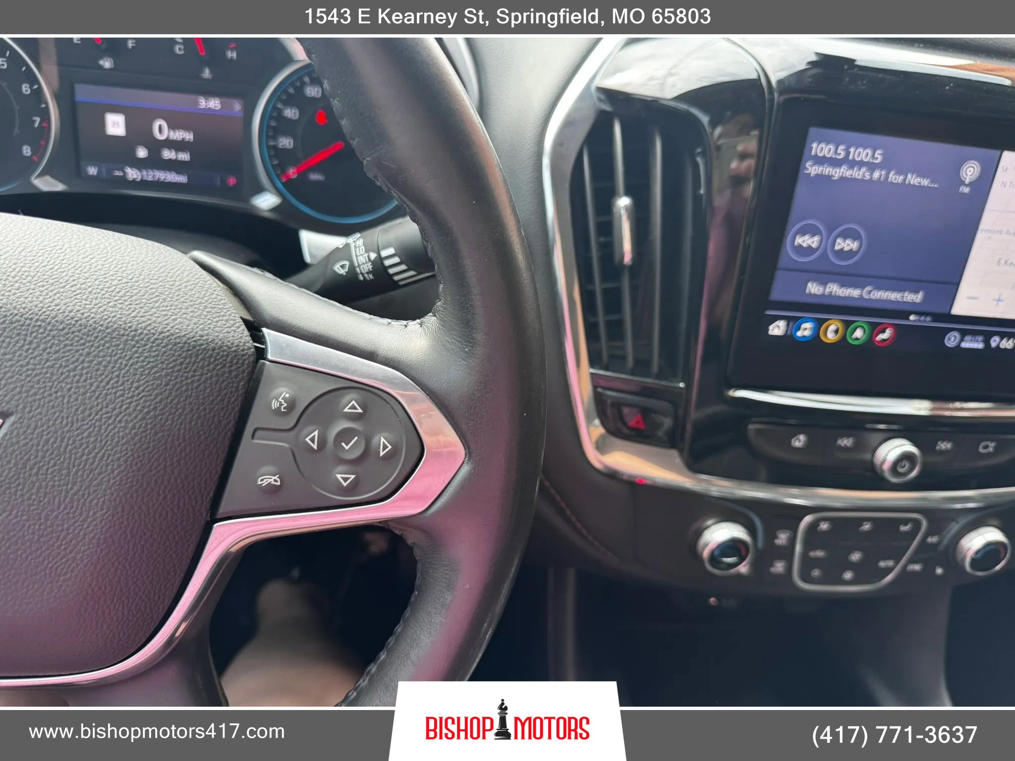 Used 2020 Chevrolet Traverse RS image 32