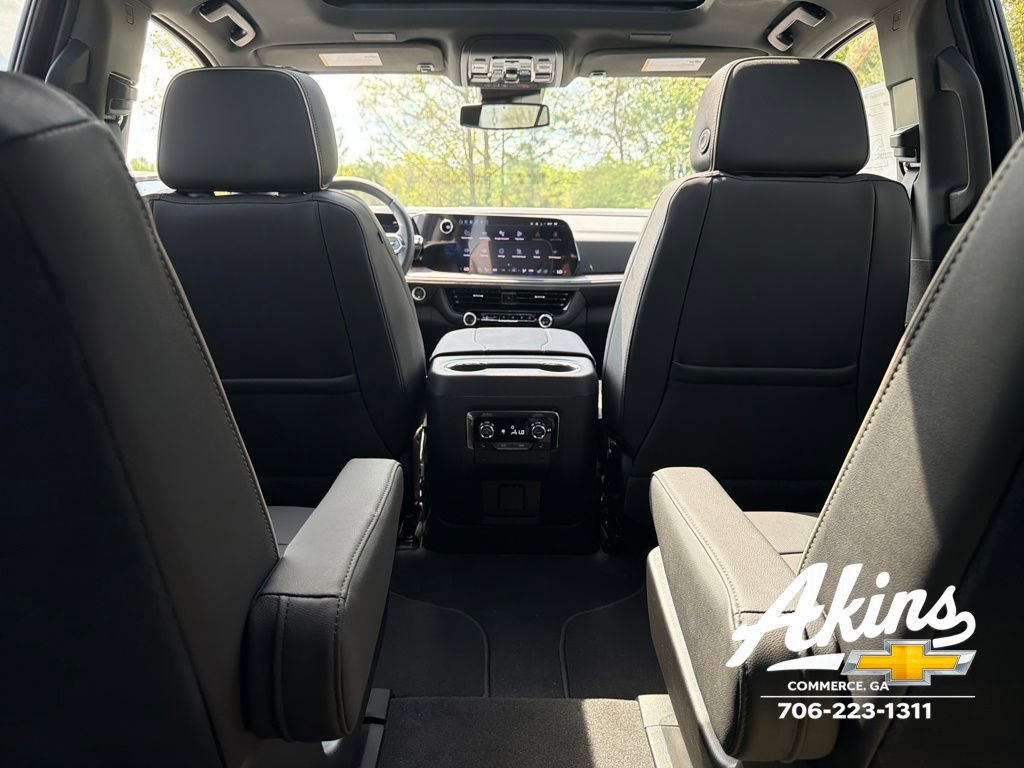 New 2026 Chevrolet Suburban Premier w/ Sun And Tow Package image 22