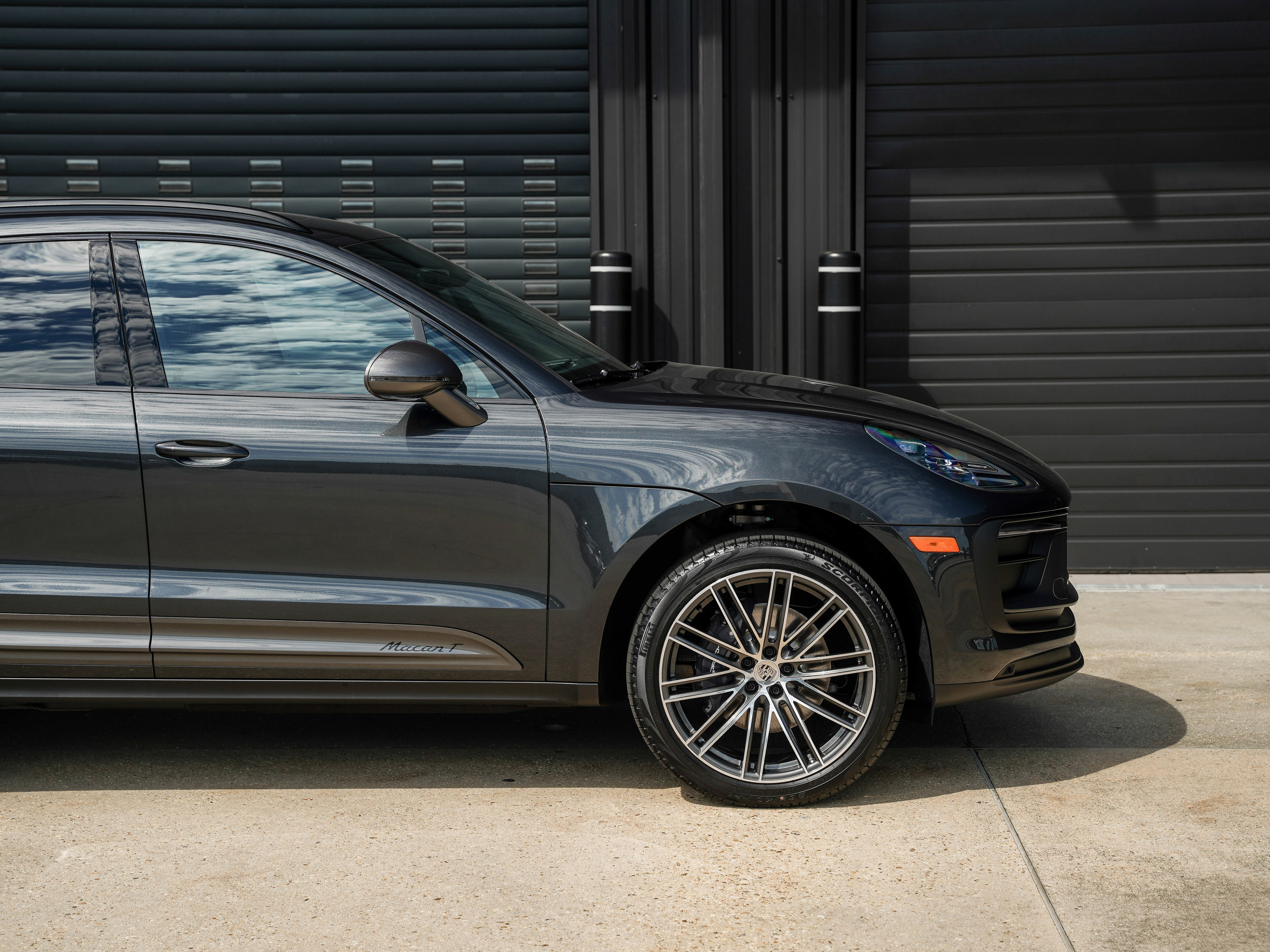 New 2026 Porsche Macan Turbo image 15