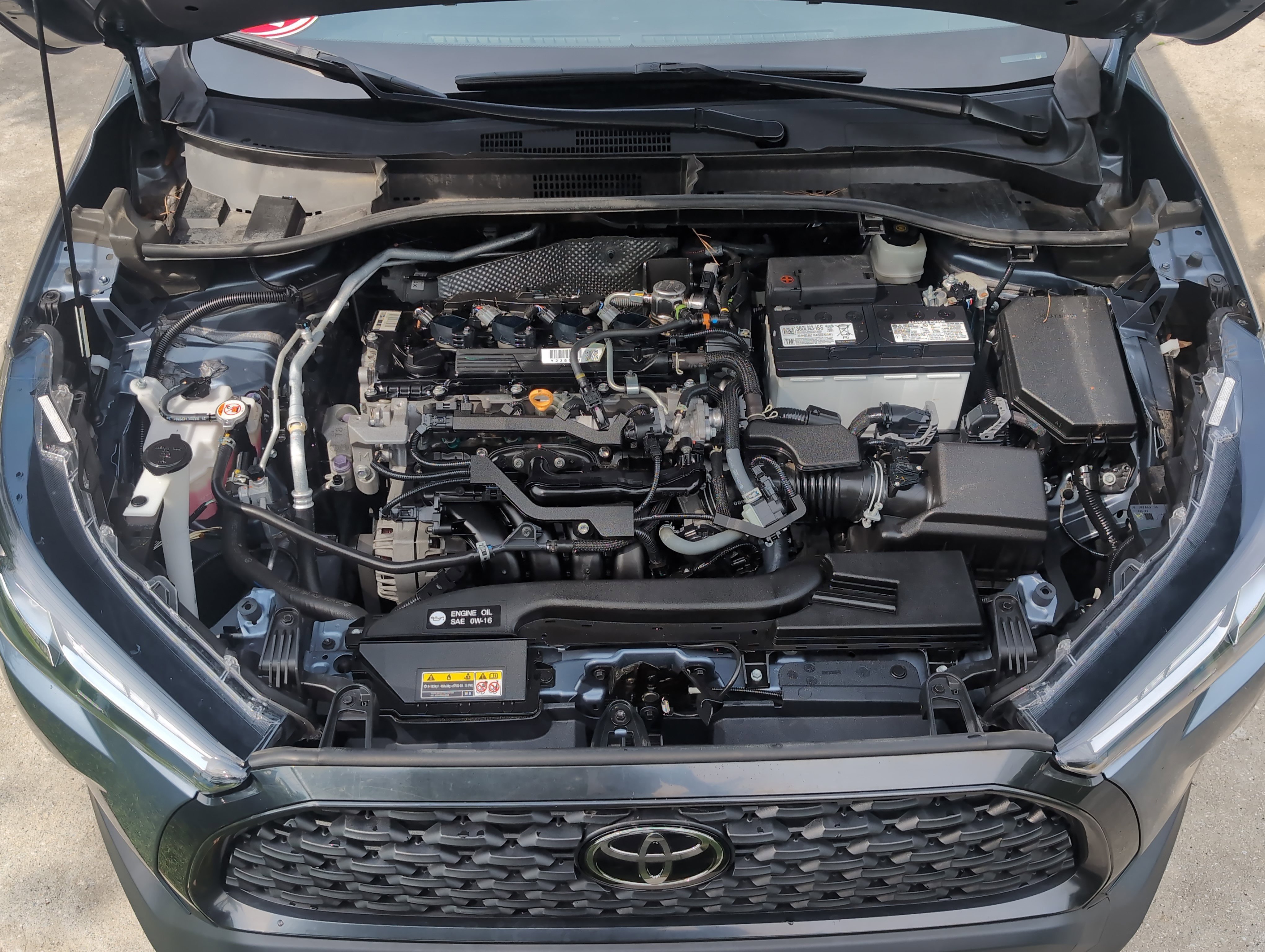 Certified 2022 Toyota Corolla Cross L FWD image 32