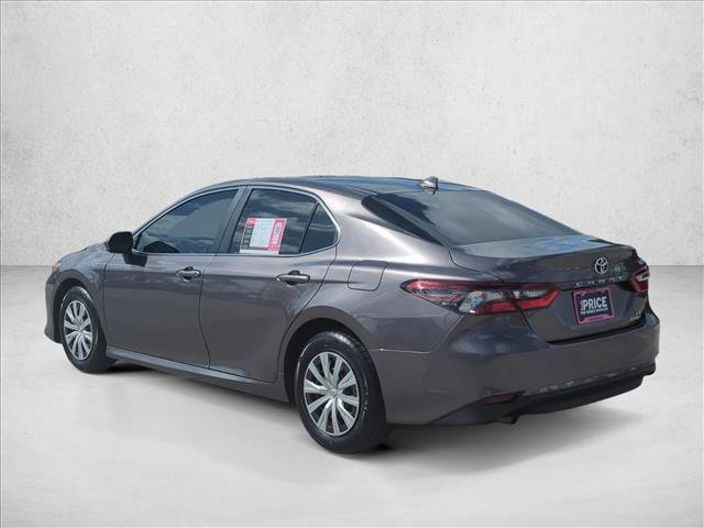 Used 2022 Toyota Camry LE image 7