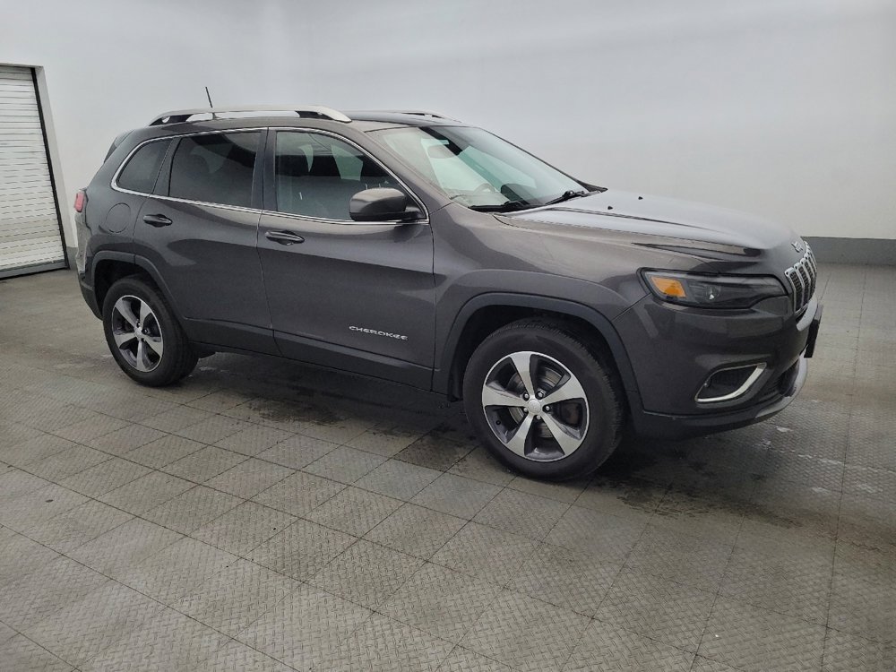 Used 2019 Jeep Cherokee Limited image 11