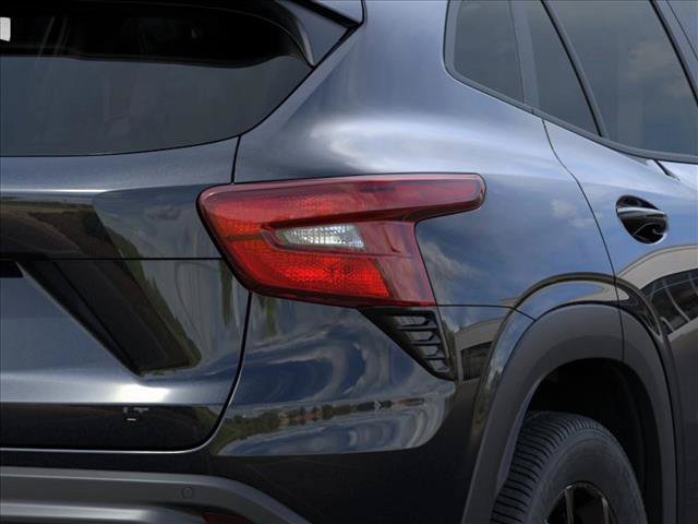New 2026 Chevrolet Trax LT w/ Driver Confidence Package FWD image 11