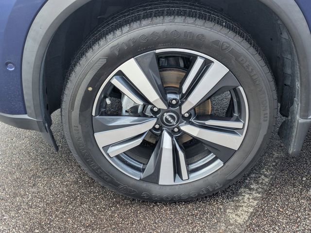 Used 2023 Nissan Rogue SL w/ SL Premium Package image 9