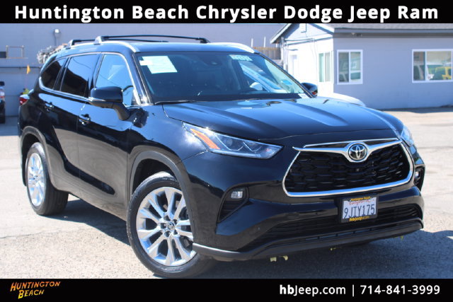 Used 2023 Toyota Highlander Limited