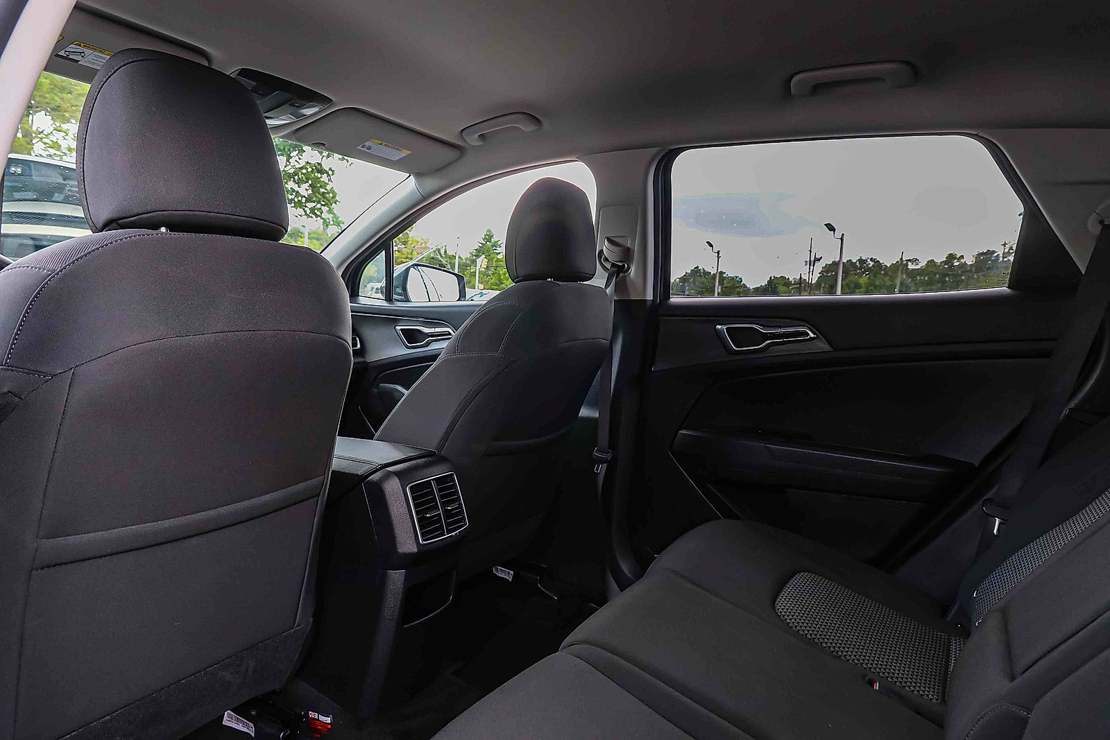 Certified 2023 Kia Sportage LX AWD/4WD image 22