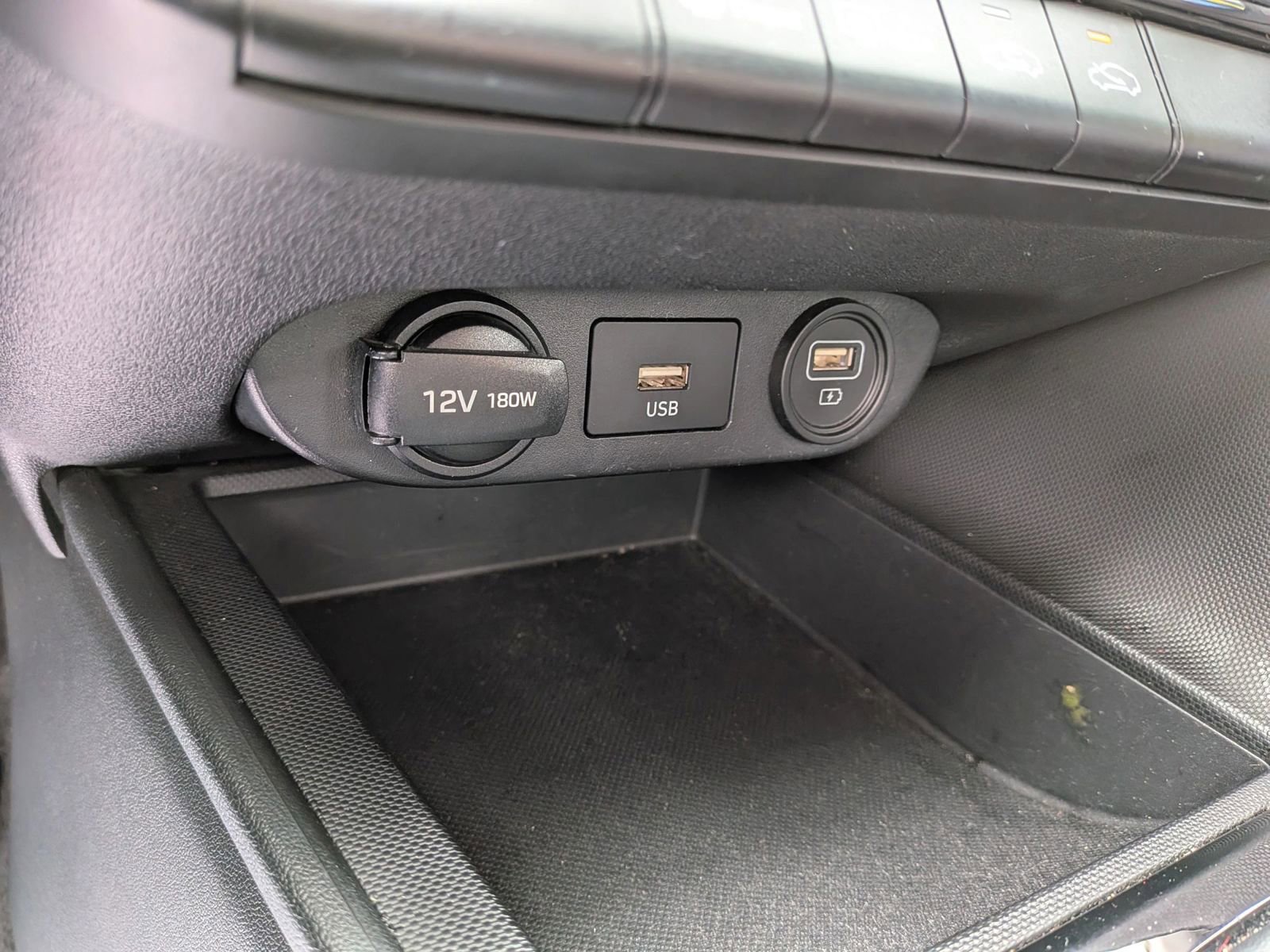 Used 2021 Hyundai Elantra SEL image 44