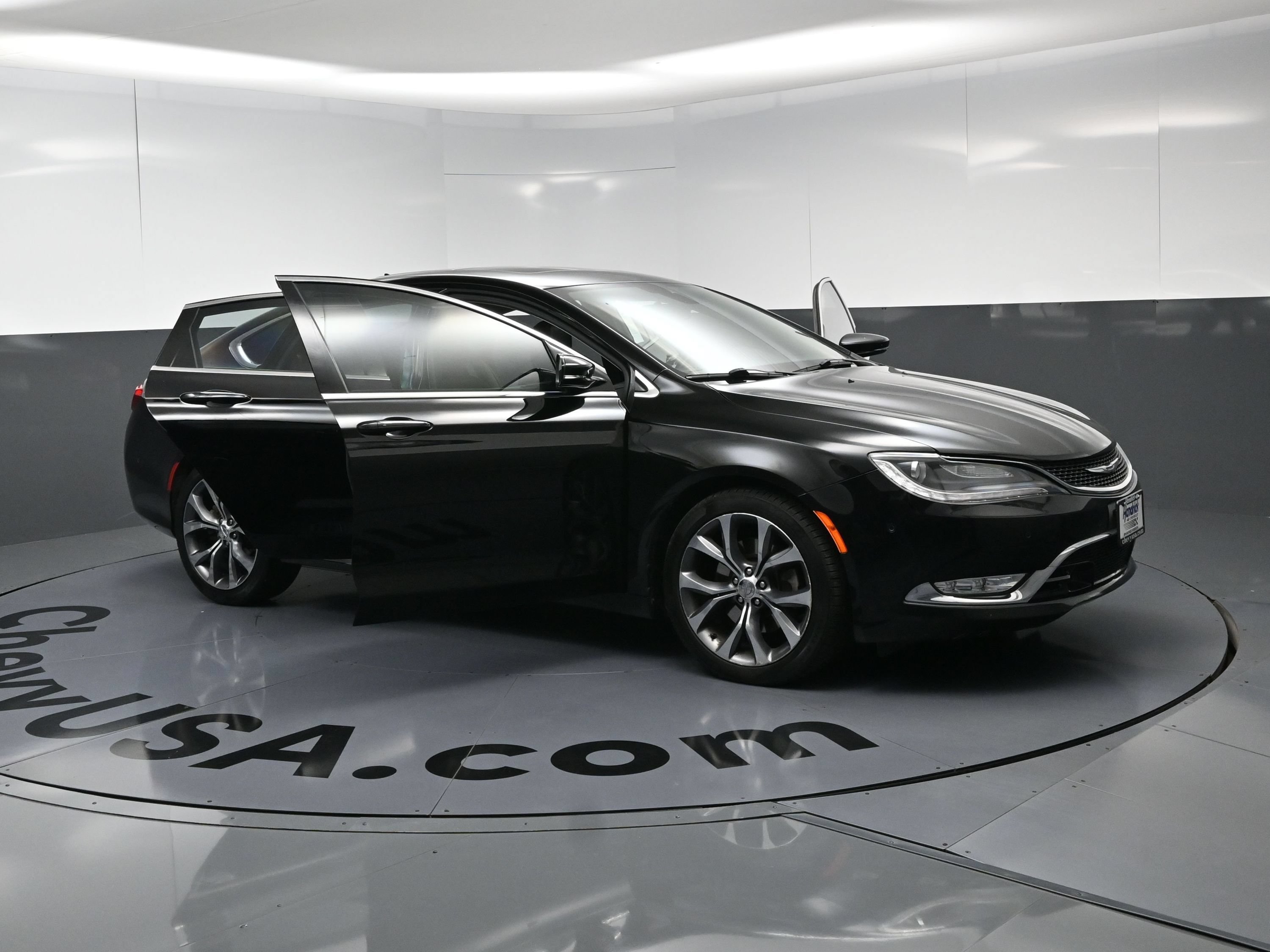 Used 2015 Chrysler 200 C w/ Navigation & Sound Group I AWD/4WD image 25