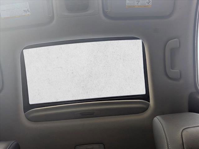 Used 2022 Toyota Corolla Cross XLE image 15