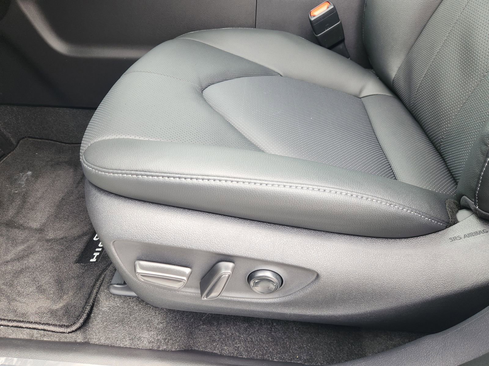 New 2026 Toyota Grand Highlander Limited image 23