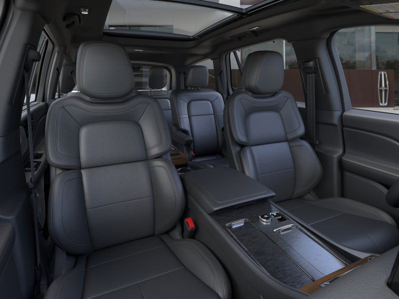 New 2026 Lincoln Aviator Reserve AWD/4WD image 10