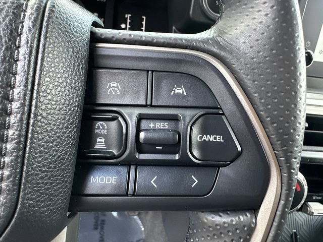 Certified 2025 Toyota 4Runner SR5 AWD/4WD image 35
