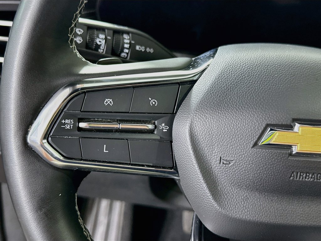Used 2024 Chevrolet Traverse LT AWD/4WD image 21