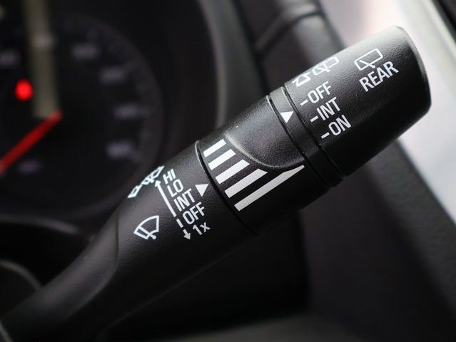 Used 2024 GMC Terrain SLE w/ Driver Convenience Package AWD/4WD image 32