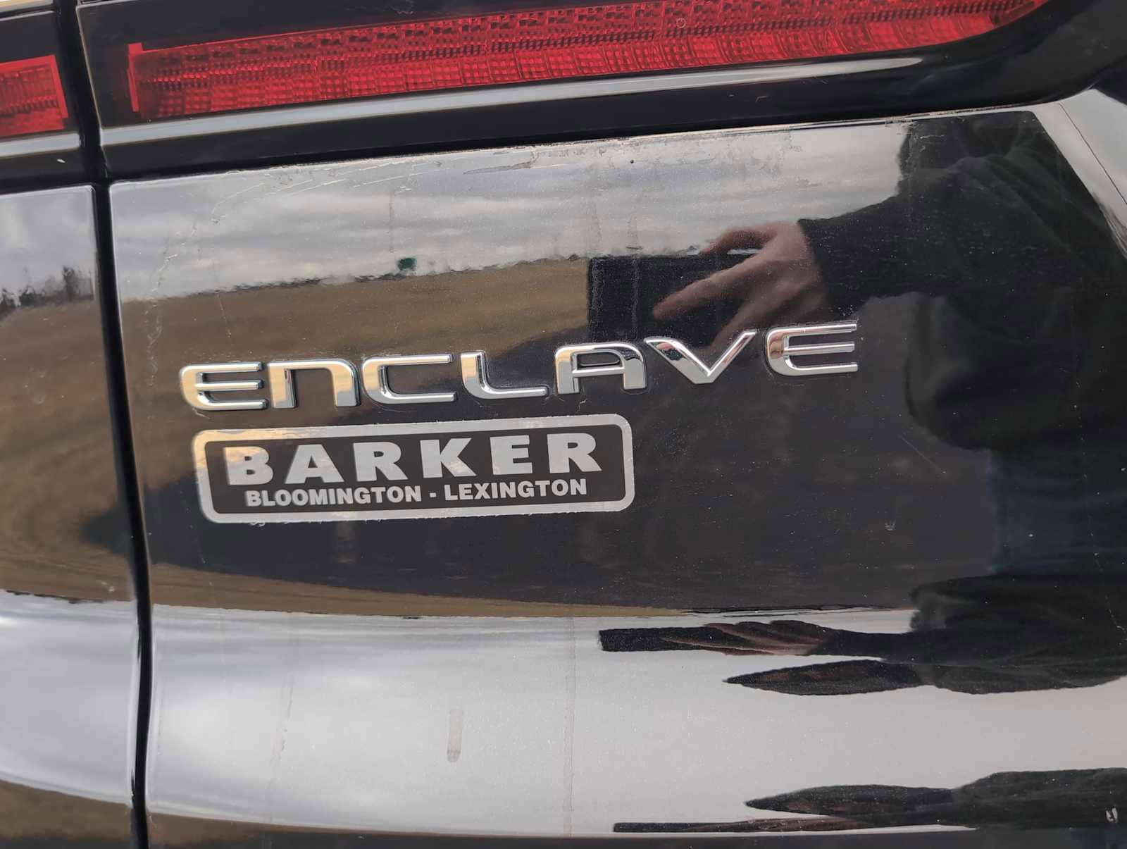 Used 2025 Buick Enclave Preferred image 32