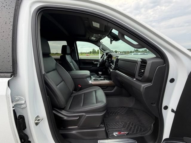 Certified 2025 Chevrolet Silverado 1500 LT Trail Boss w/ Convenience Package II AWD/4WD image 11